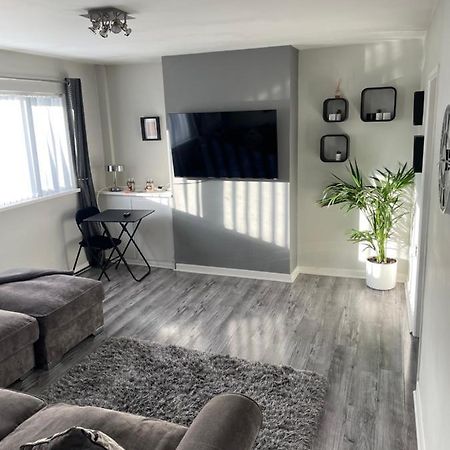 Fantastic Full 3 Bedroom Modern Apartment Belfast Exteriér fotografie