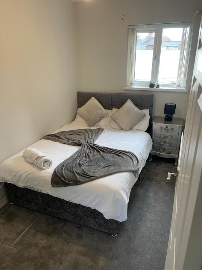 Fantastic Full 3 Bedroom Modern Apartment Belfast Exteriér fotografie