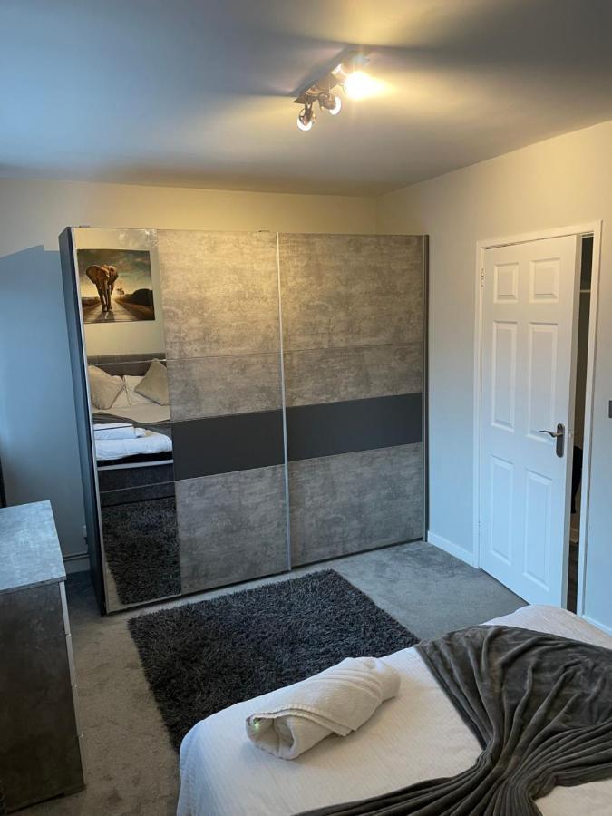 Fantastic Full 3 Bedroom Modern Apartment Belfast Exteriér fotografie